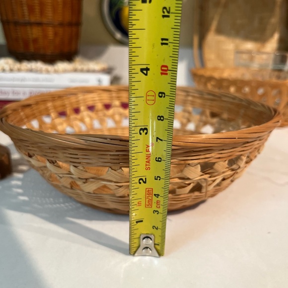 S/2 vintage woven nesting baskets - Picture 8 of 8